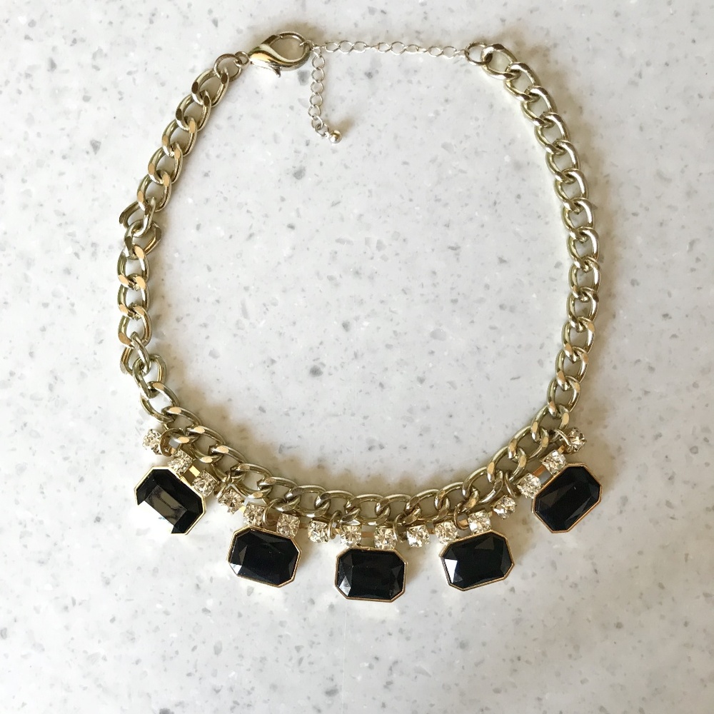 🌿Forever 21 Chain Necklace Goldtone Black Gems
